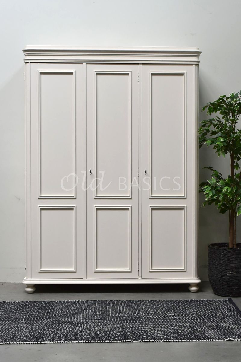 Detail van Linnenkast Amiens, 3 deuren, RAL9001, wit, crème, materiaal hout